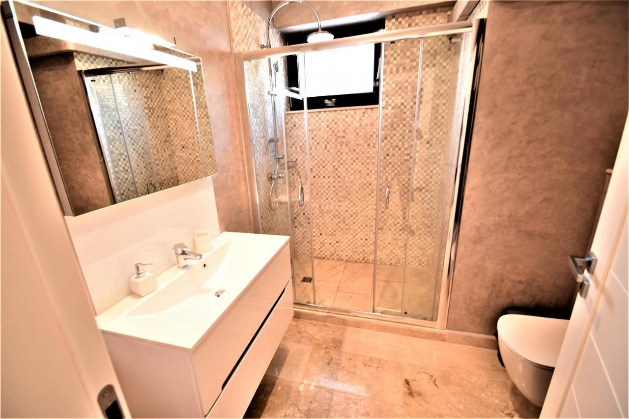 Apartament Sara Mamaia In Luxury Vila Sophia 3 Kültér fotó
